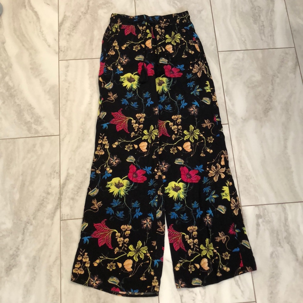 High waisted floral Pant